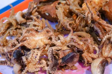 Bạch tuộc chiên giòn