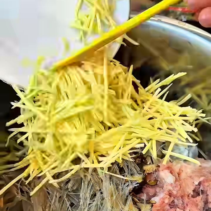 Thêm miến và khoai lang