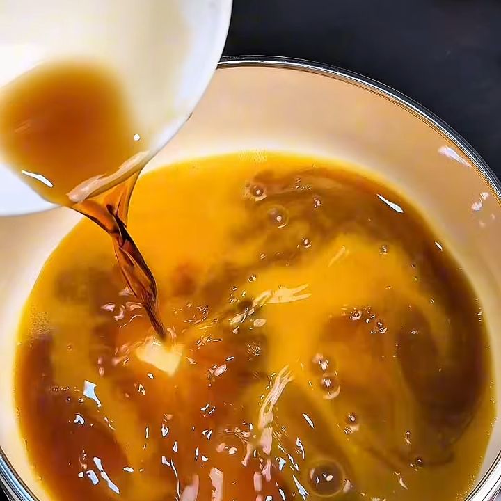 Thêm nước mắm