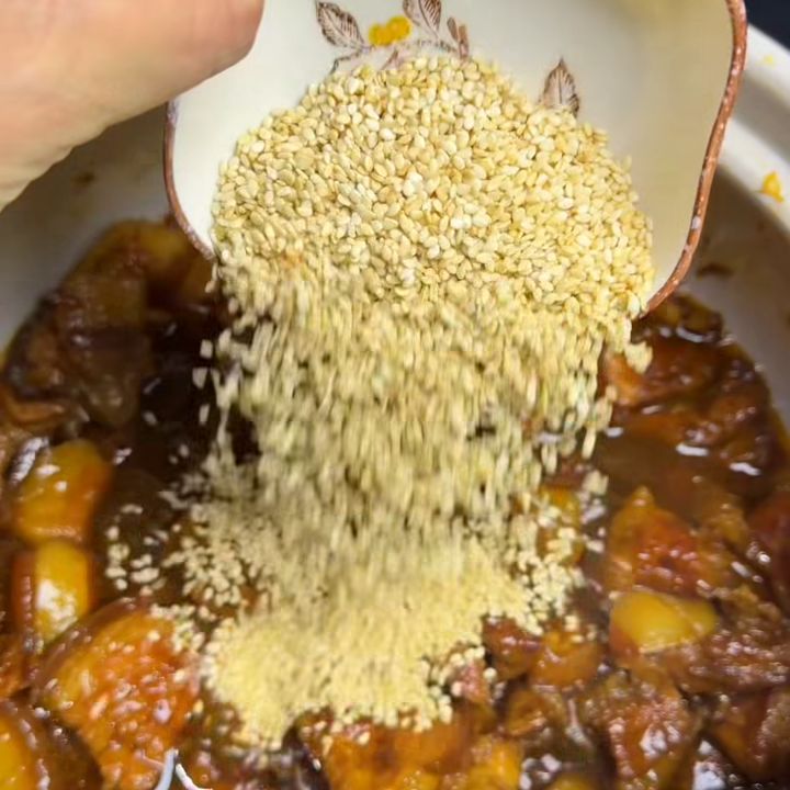 Rắc mè rang