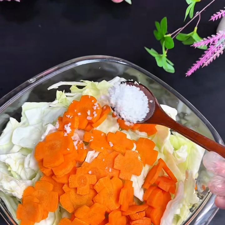 Thêm cà rốt