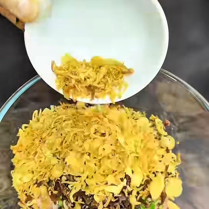 Thêm hành phi