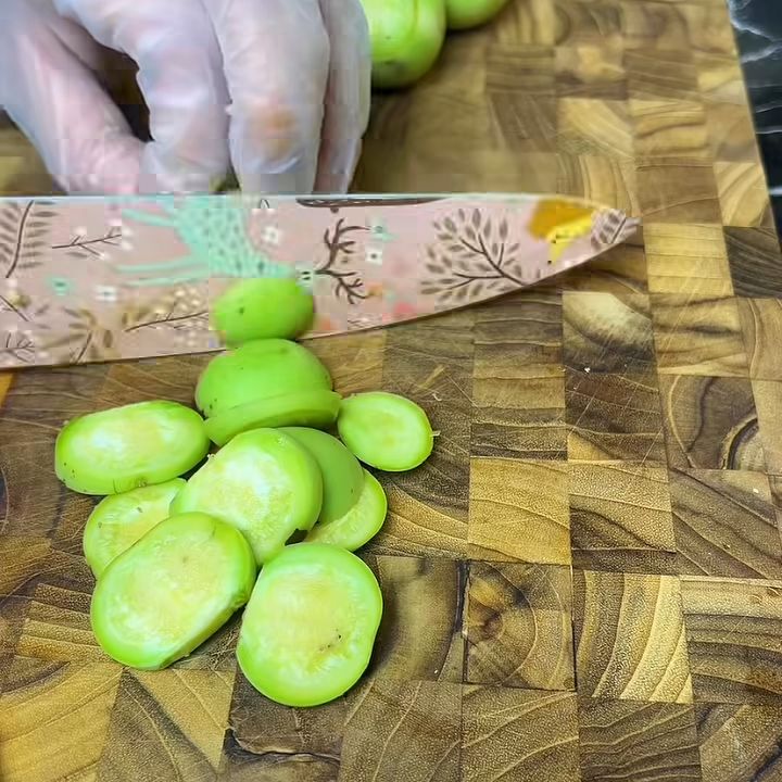 Thái cà