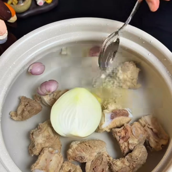 Ninh sườn
