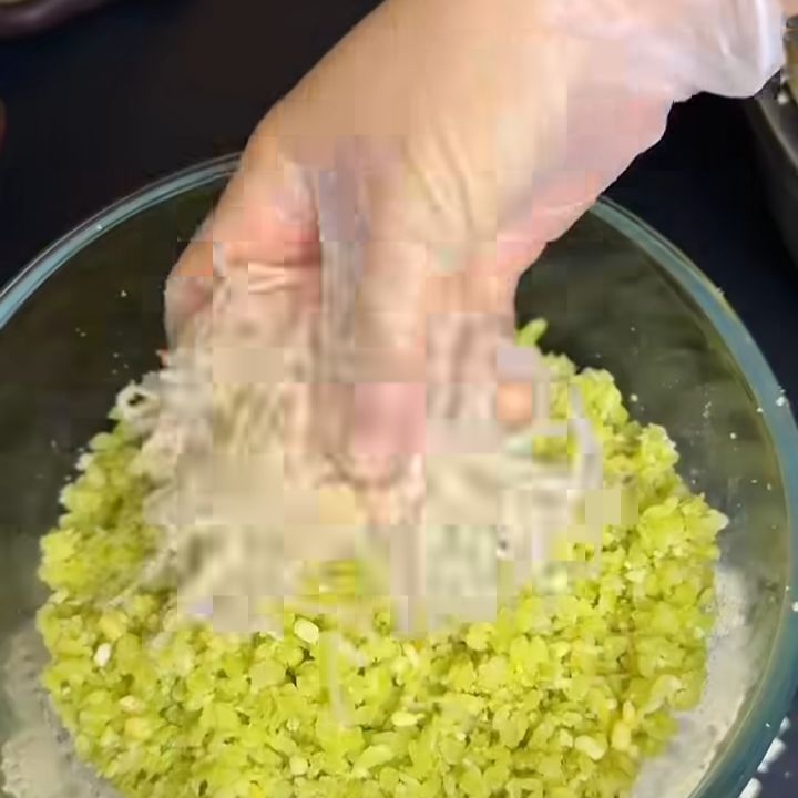 Thêm dừa nạo