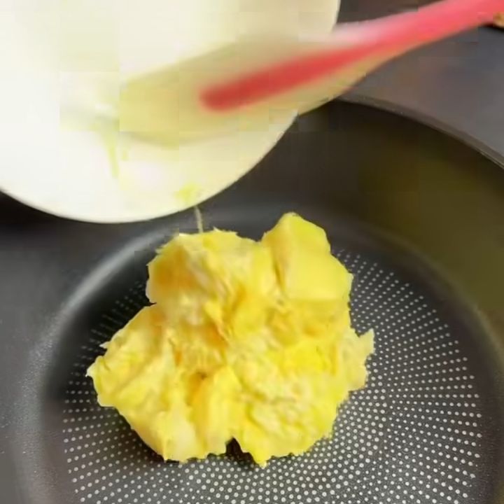 Chuẩn bị sầu riêng