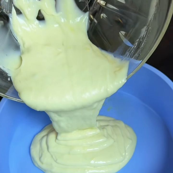 Thêm nước lá dứa
