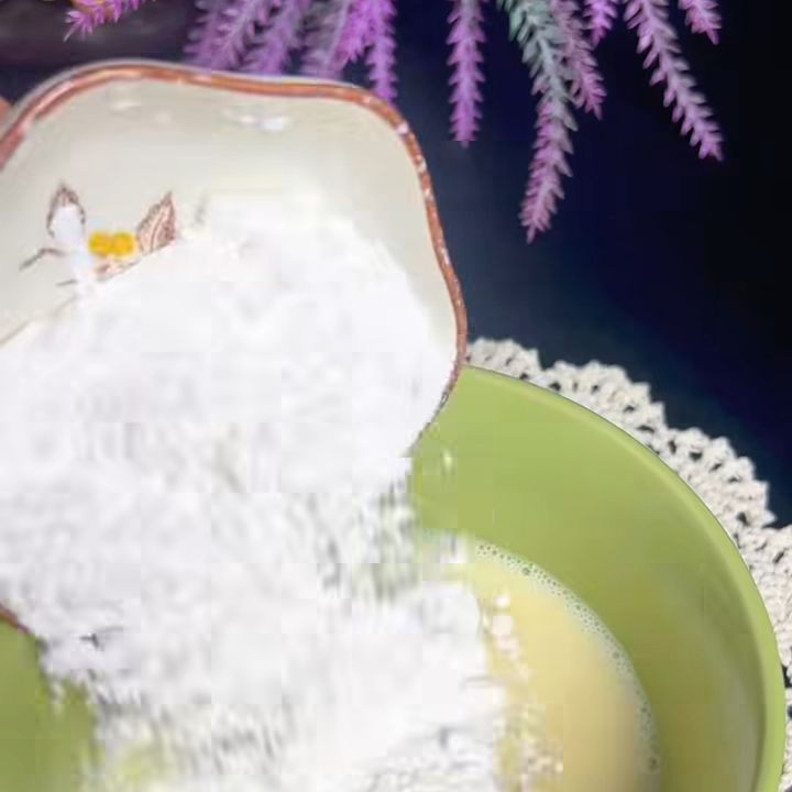 Thêm bột mì