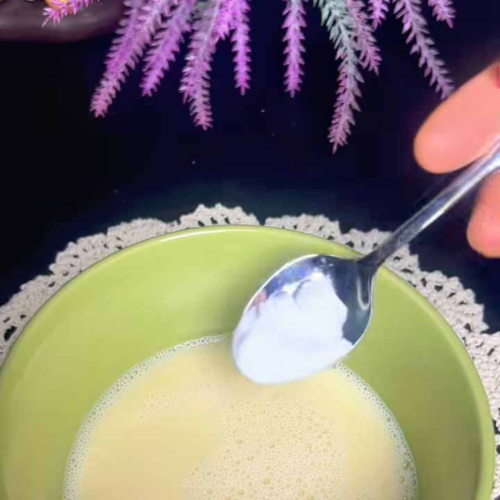 Thêm bột nở