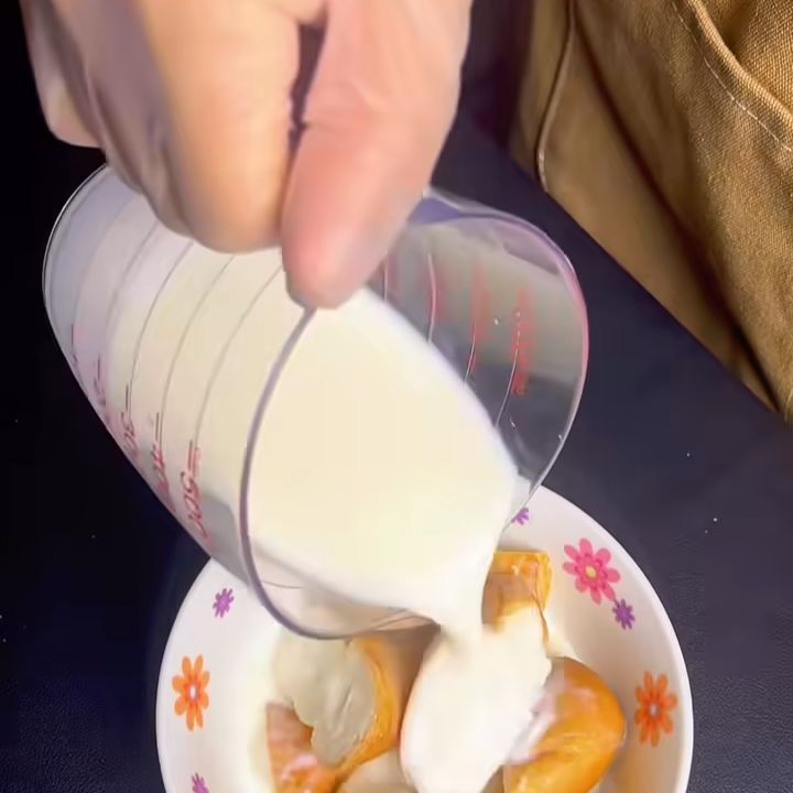 Ngâm sữa