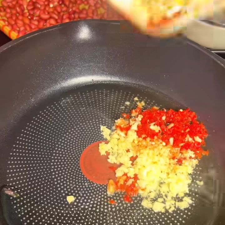 Phi tỏi ớt