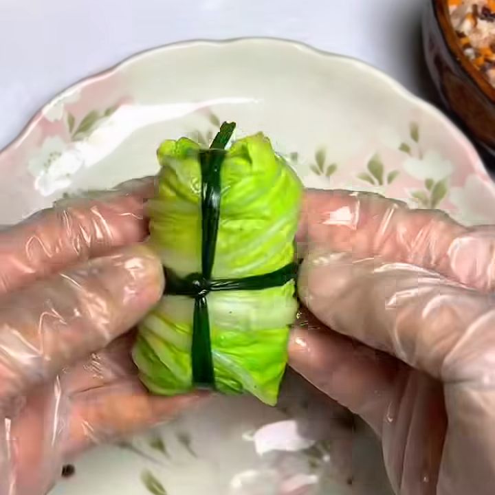 Cuộn và buộc