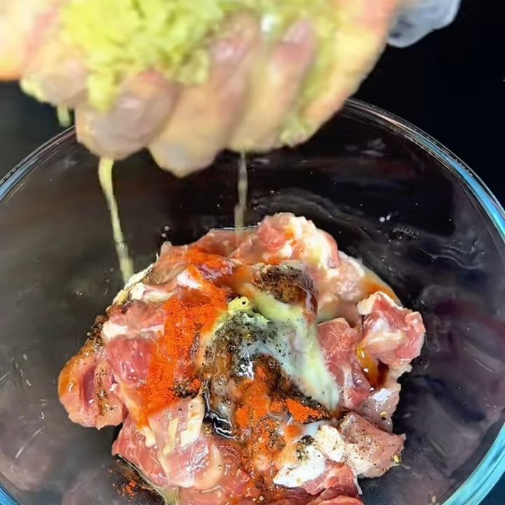 Thêm sả băm