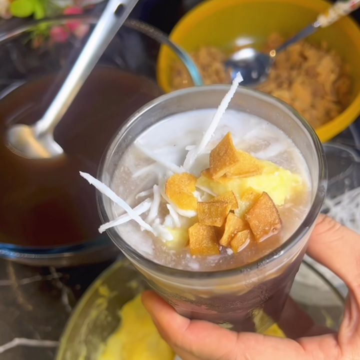 Thêm topping