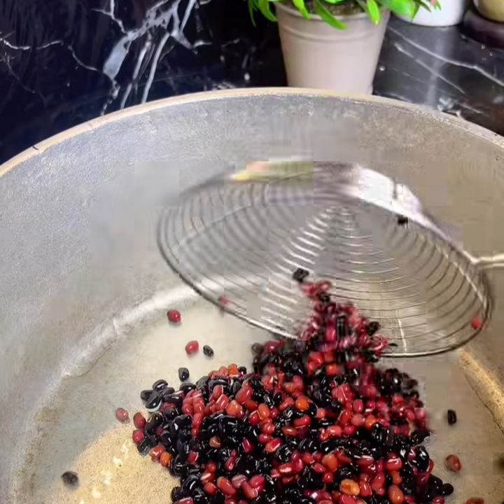 Chuẩn bị đậu đen