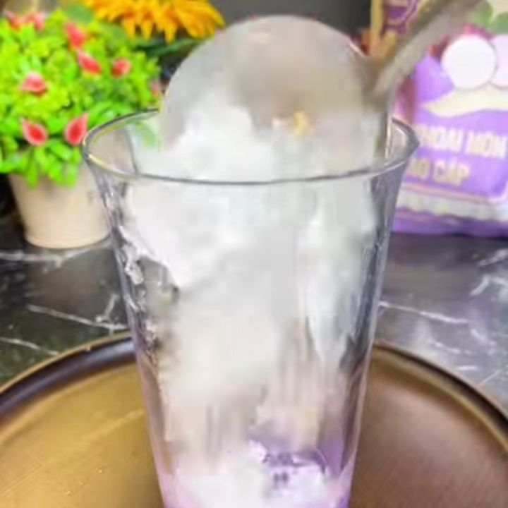 Thêm đá