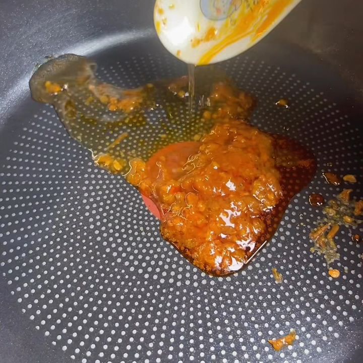 Làm sốt sa tế