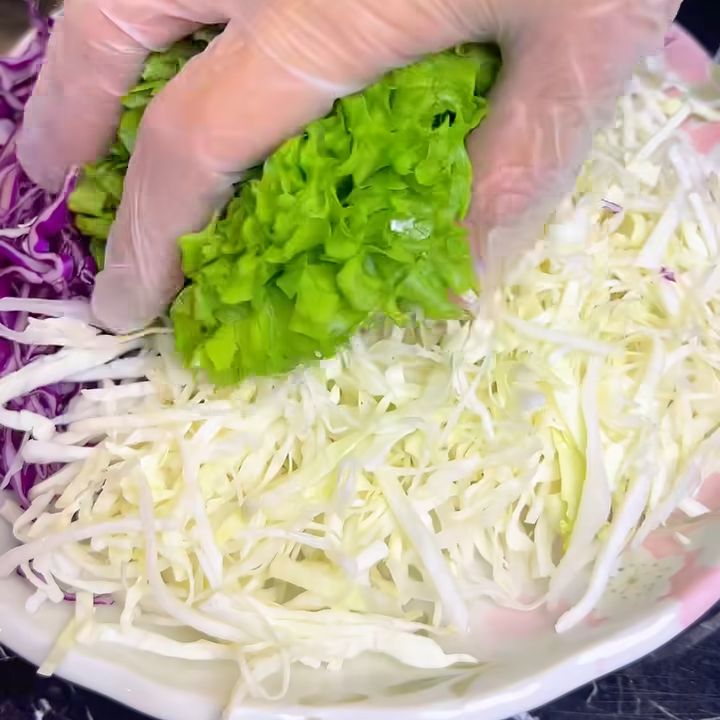 Chuẩn bị salad