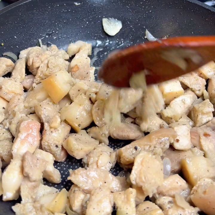 Xào thịt