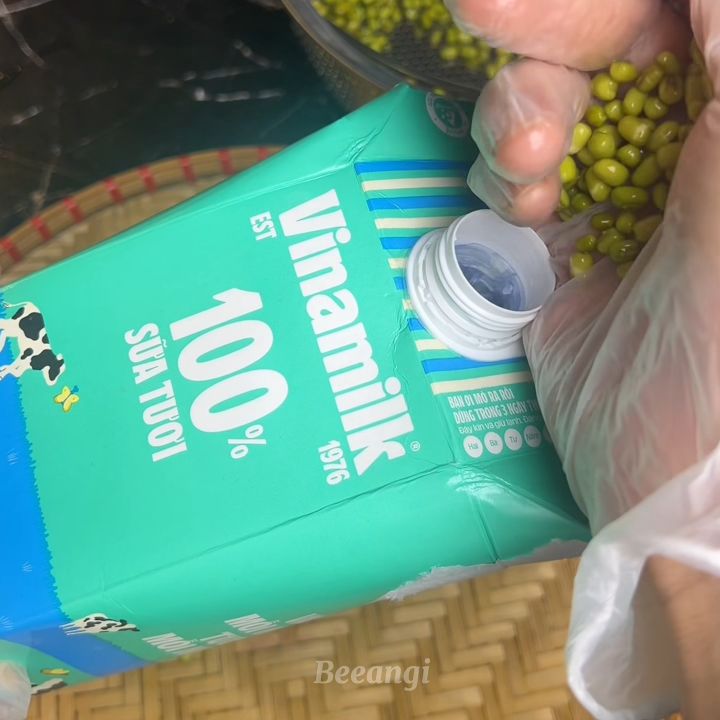 Cho đỗ vào hộp
