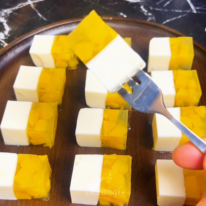 Cắt và thưởng thức