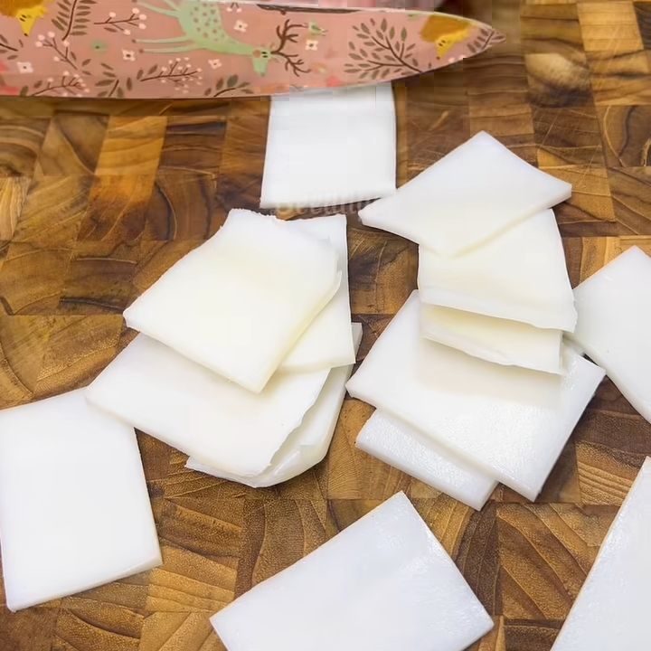 Cắt bánh phở