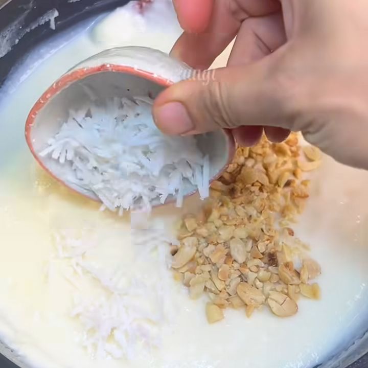 Thêm sợi dừa