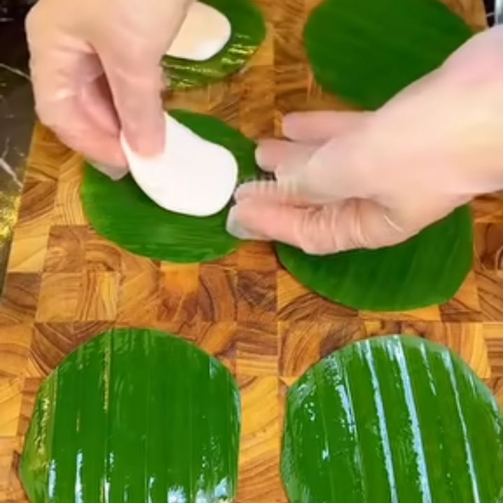 Nặn bánh