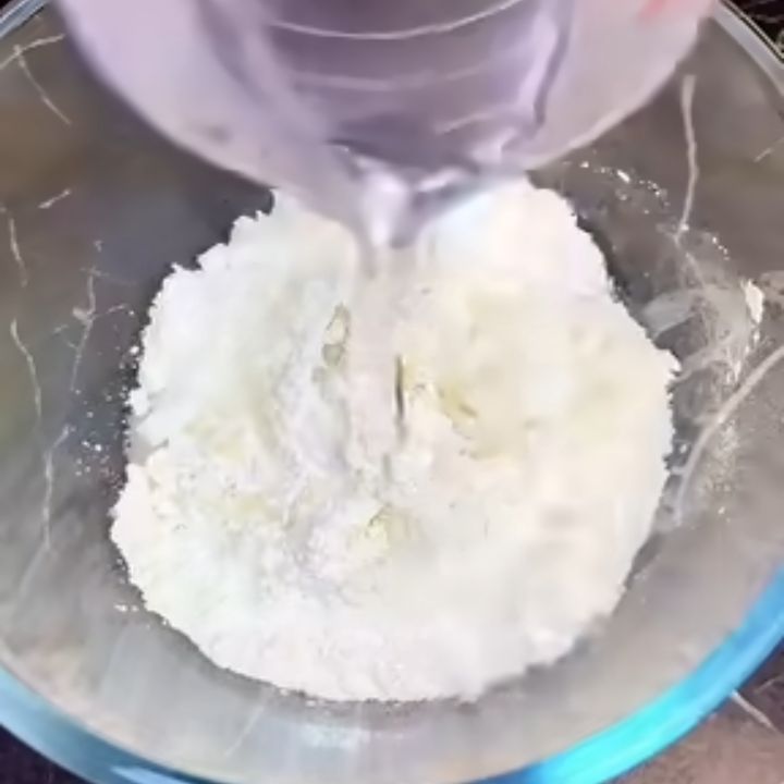 Thêm nước ấm