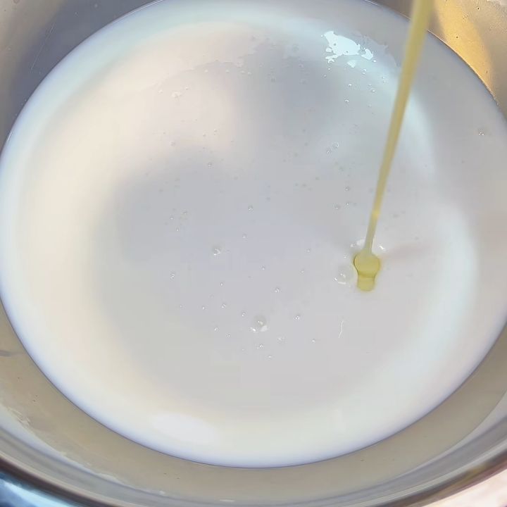 Thêm nước cốt dừa