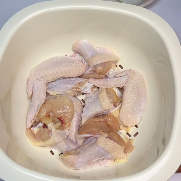 Sơ chế cánh gà