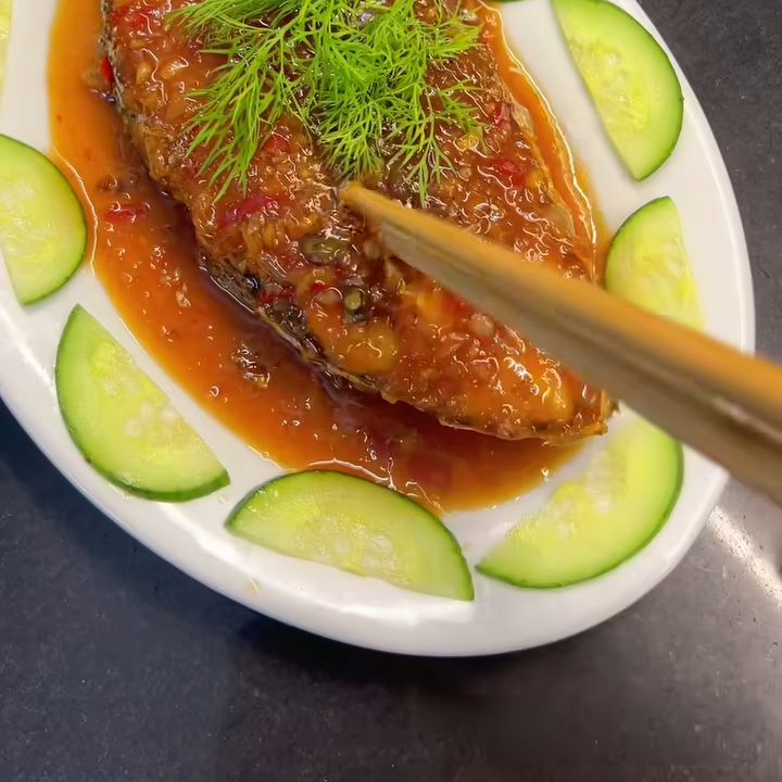 Bày đĩa