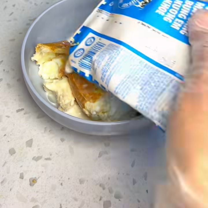 Ngâm bánh mì