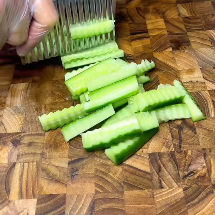 Thái dưa chuột, cà rốt