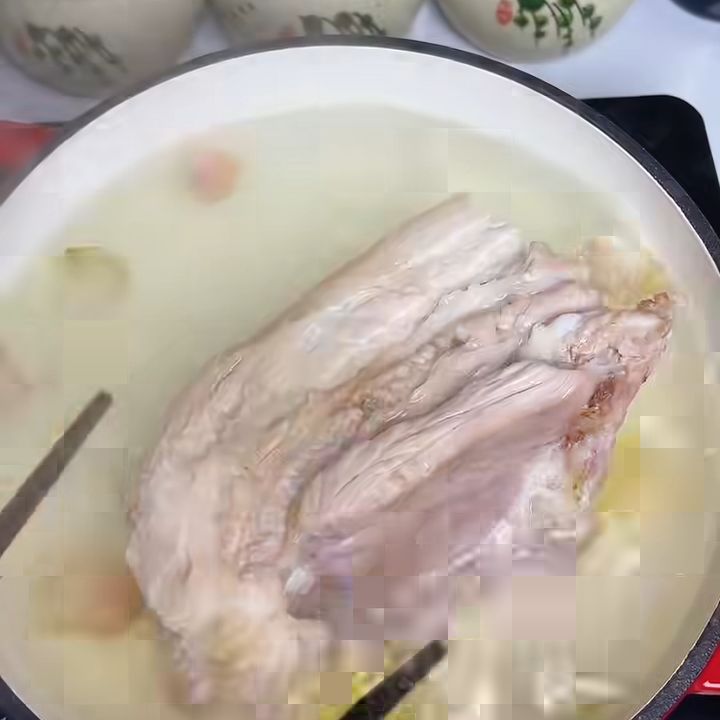 Luộc sơ thịt