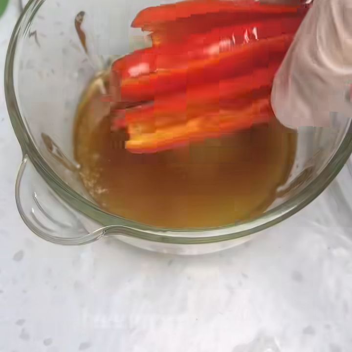 Thêm ớt tỏi