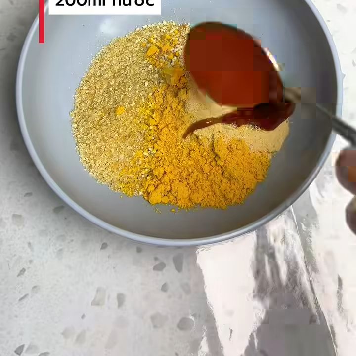 Thêm tương ớt