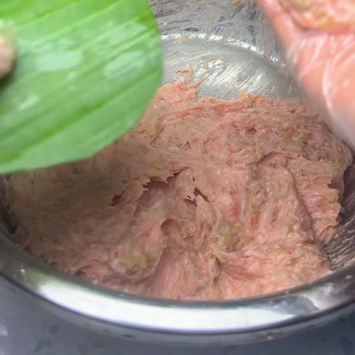 Nặn chả
