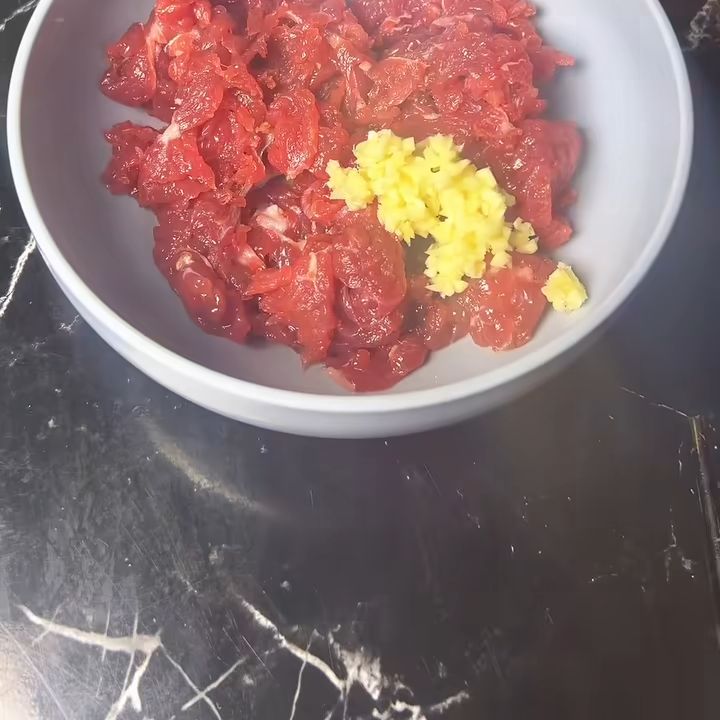 Ướp thịt bò