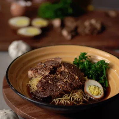 Chân giò bó hầm ngũ vị