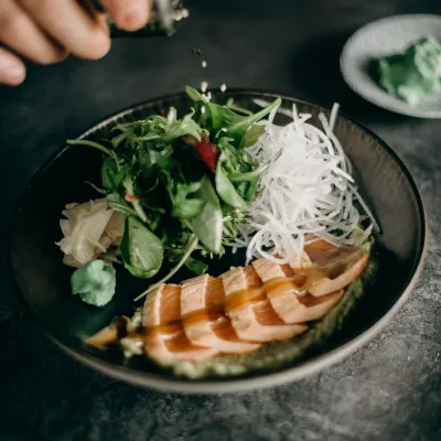 Salad cá hồi