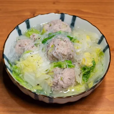 Canh giò sống rau củ