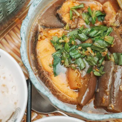 Công thức và cách làm món cá trắm kho dưa cải