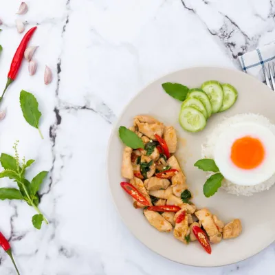 Hoa thiên lý xào thịt gà