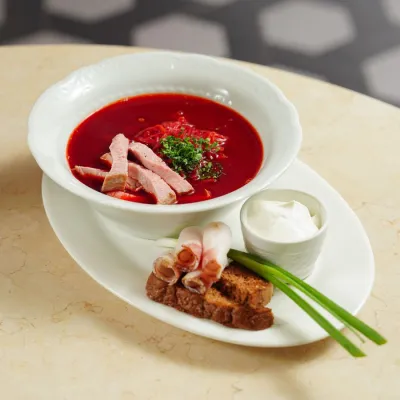 Canh củ dền nấu sườn