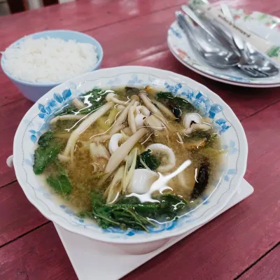 Công thức và cách làm món canh mướp nấu mực
