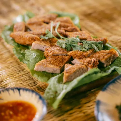 Công thức và cách làm món lợn quay mắc mật