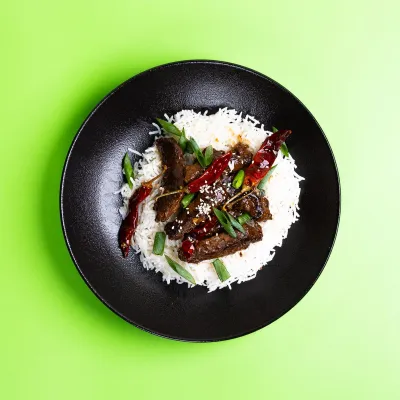 Công thức và cách làm món bò xào sa tế