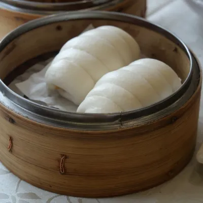 Bánh bao nhân thịt