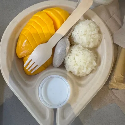 Xôi xoài nước cốt dừa